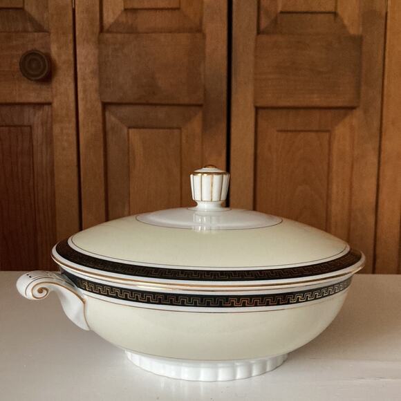 Vintage Narumi Japan “Greek Key” Elegant Covered Serving Bowl - Picture 4 of 16